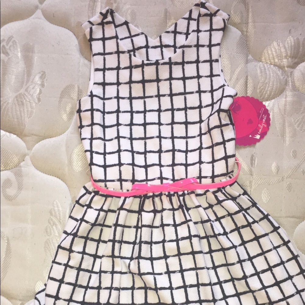 Girls dress